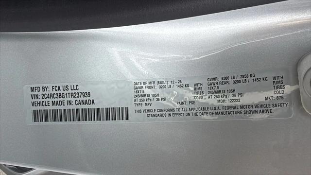 2026 Chrysler Pacifica Select AWD