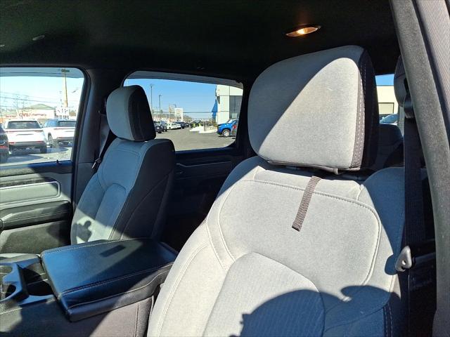 2022 Ram 1500 Big Horn Crew Cab 4x4 5'7" Box