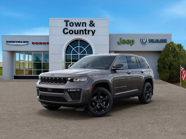 2026 Jeep Grand Cherokee Limited 4x4 for sale in Levittown, NY