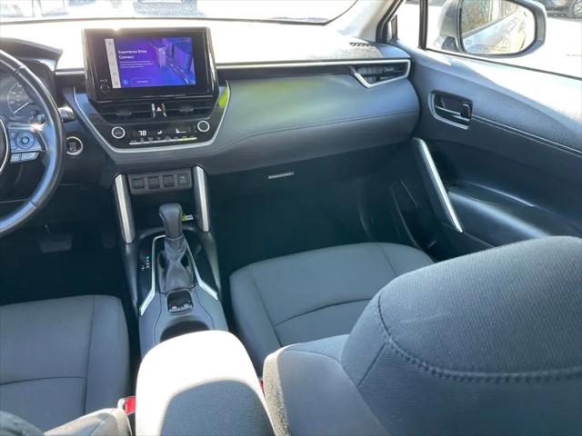 2023 Toyota Corolla Cross LE