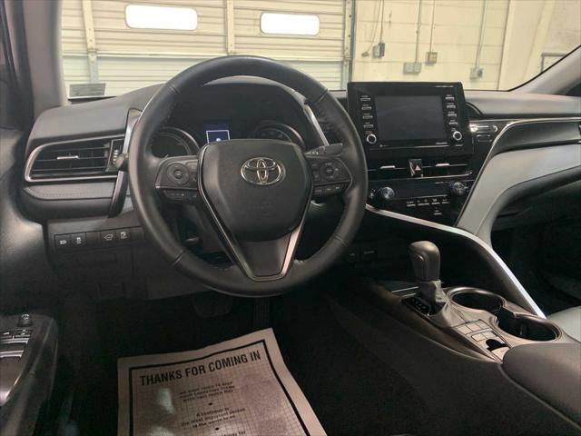2023 Toyota Camry SE Hybrid