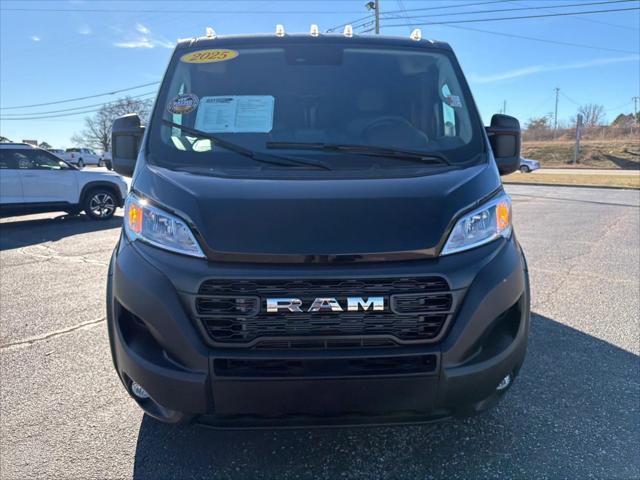 2025 RAM ProMaster 1500 Cargo Van Tradesman Low Roof 118 WB w/Pass Seat 2025 RAM ProMaster 1500 Cargo Van Tradesman Low Roof 118 WB w/Pass Seat