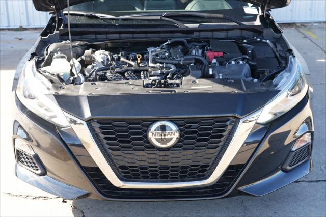 2021 Nissan Altima SR FWD