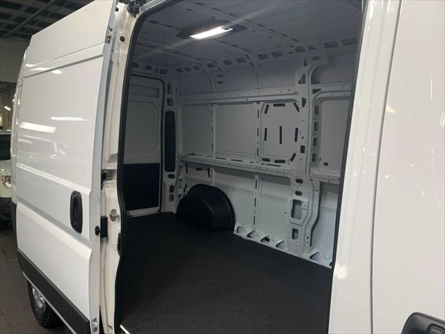 2024 Ram ProMaster 2500 Cargo Van SLT High Roof 159" WB