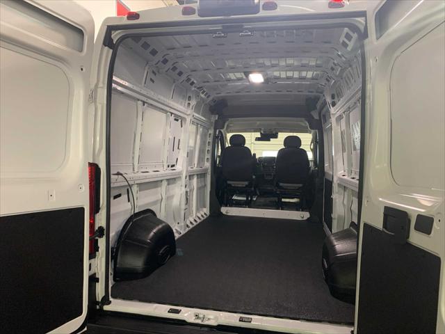 2024 Ram ProMaster 2500 Cargo Van SLT High Roof 159" WB