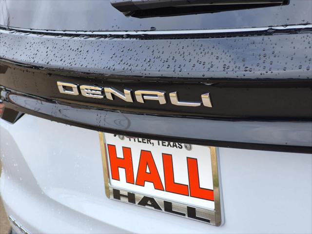 2026 GMC Acadia Denali AWD