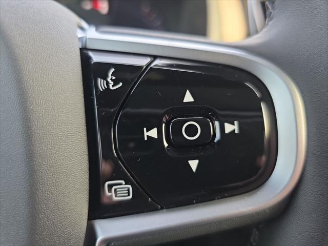 2026 Volvo XC90 Plus, B6 AWD Gas (mild hybrid), Gasoline, Bright, 7 Seats