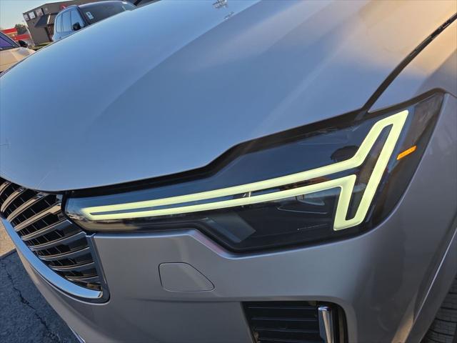 2026 Volvo XC90 Plus, B6 AWD Gas (mild hybrid), Gasoline, Bright, 7 Seats