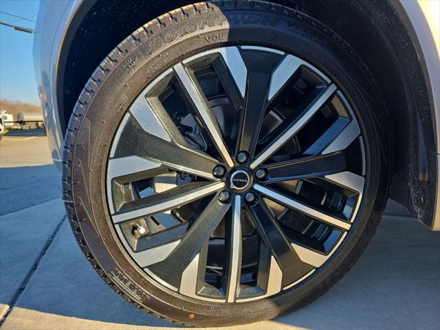 2026 Volvo XC90 Plus, B6 AWD Gas (mild hybrid), Gasoline, Bright, 7 Seats