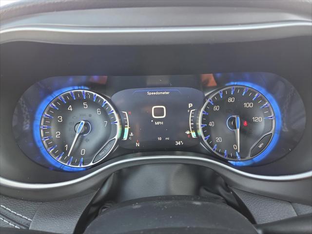 2026 Chrysler Pacifica Select