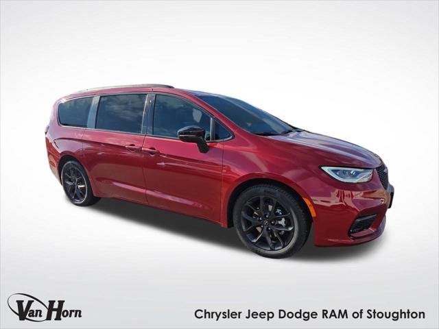 2026 Chrysler Pacifica Select for sale in Stoughton, WI