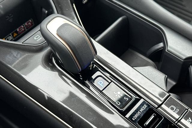 2025 Toyota Crown Signia Limited