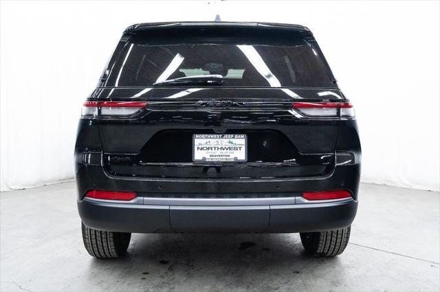 2026 Jeep Grand Cherokee Altitude 4x4