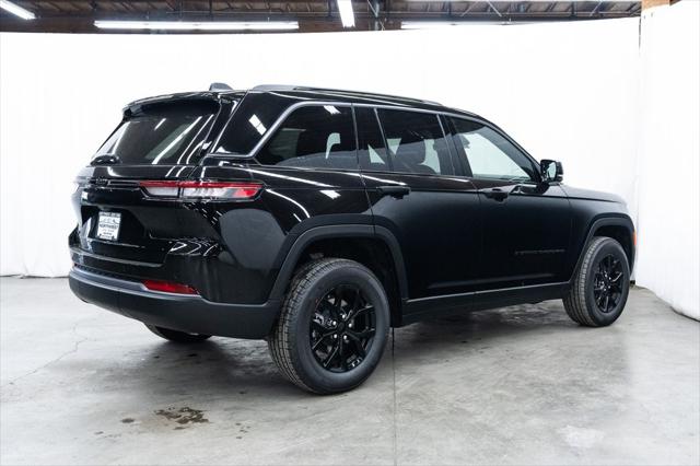 2026 Jeep Grand Cherokee Altitude 4x4