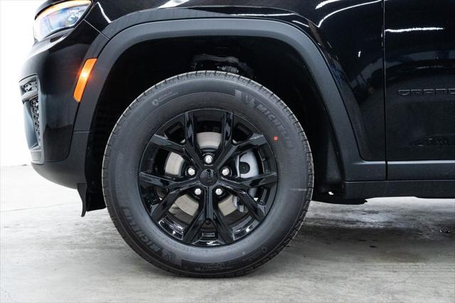 2026 Jeep Grand Cherokee Altitude 4x4