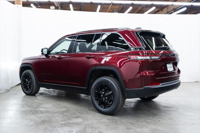 2026 Jeep Grand Cherokee Altitude 4x4