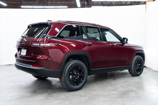 2026 Jeep Grand Cherokee Altitude 4x4