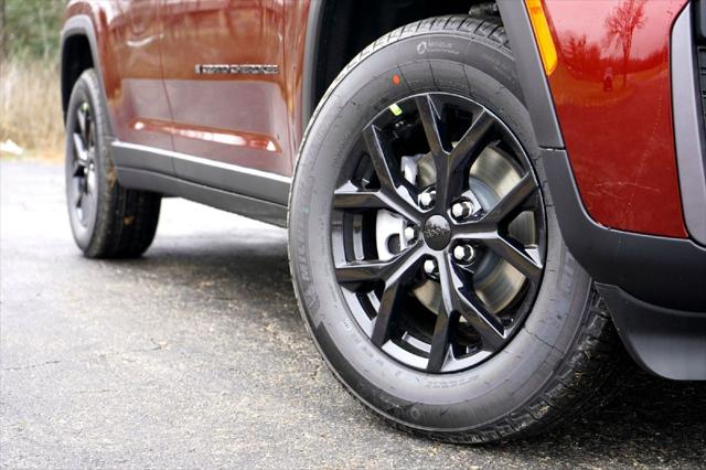 2026 Jeep Grand Cherokee Altitude 4x4