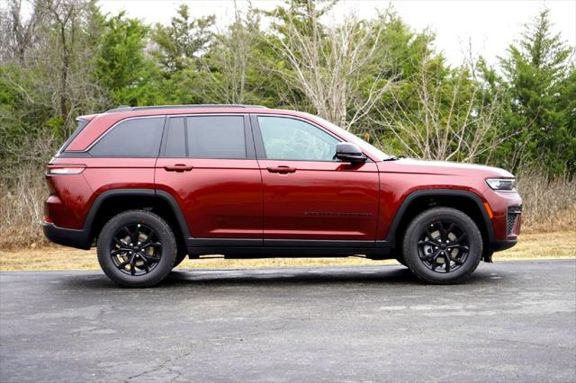 2026 Jeep Grand Cherokee Altitude 4x4