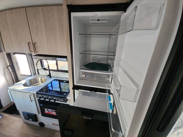 2026 Ford E-350 Cutaway Unknown