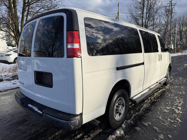 2023 Chevrolet Express Passenger RWD 3500 Extended Wheelbase LT