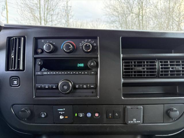 2023 Chevrolet Express Passenger RWD 3500 Extended Wheelbase LT