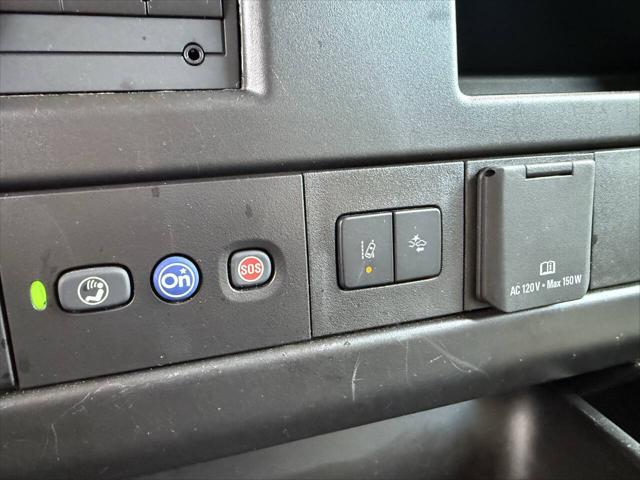 2023 Chevrolet Express Passenger RWD 3500 Extended Wheelbase LT