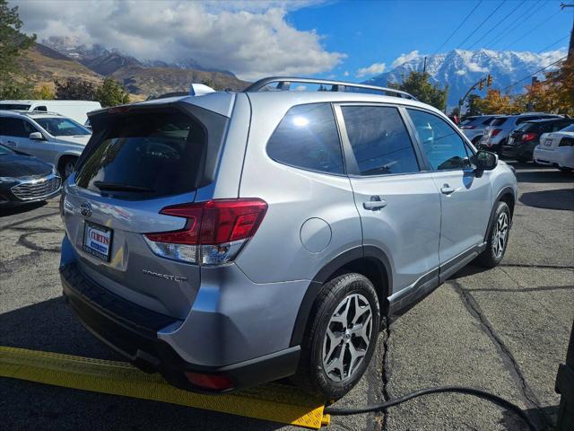 2023 Subaru Forester Premium