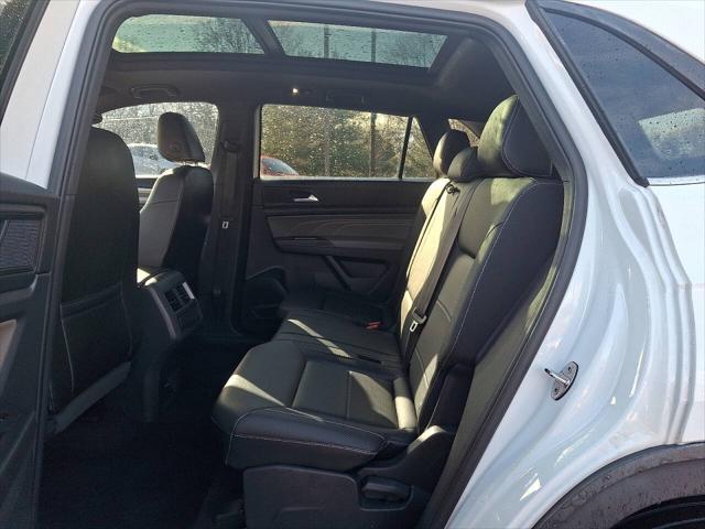 2022 Volkswagen Atlas Cross Sport 3.6L V6 SE w/Technology