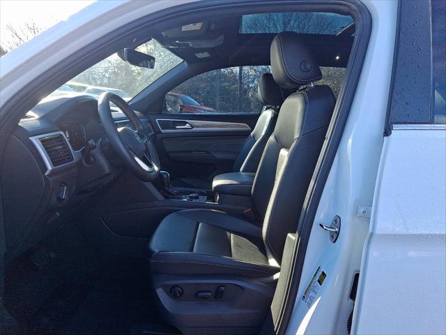 2022 Volkswagen Atlas Cross Sport 3.6L V6 SE w/Technology
