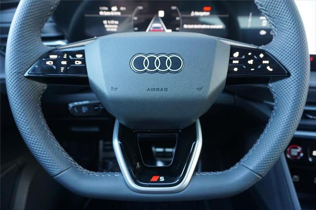 2025 Audi SQ5 Premium Plus TFSI quattro S tronic