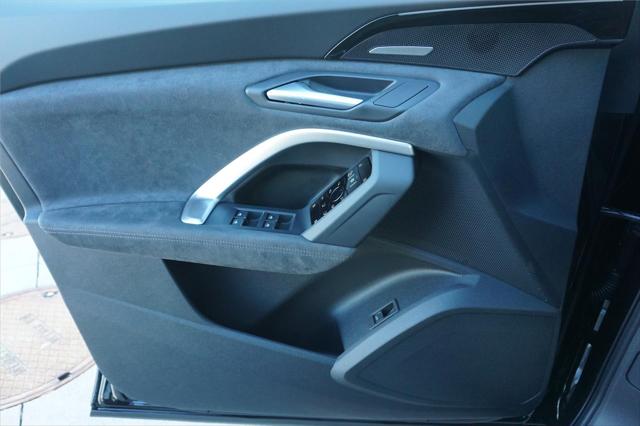 2025 Audi SQ5 Premium Plus TFSI quattro S tronic