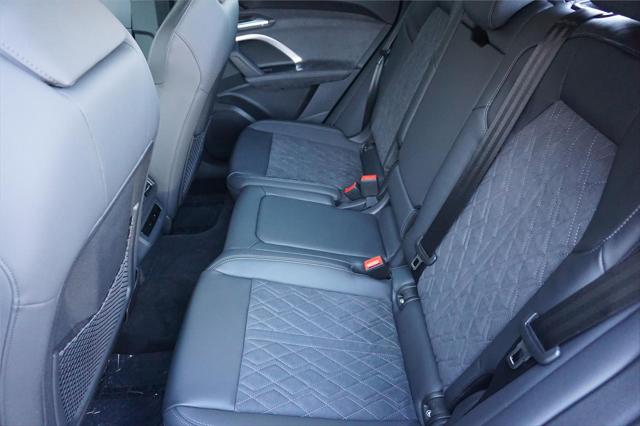 2025 Audi SQ5 Premium Plus TFSI quattro S tronic
