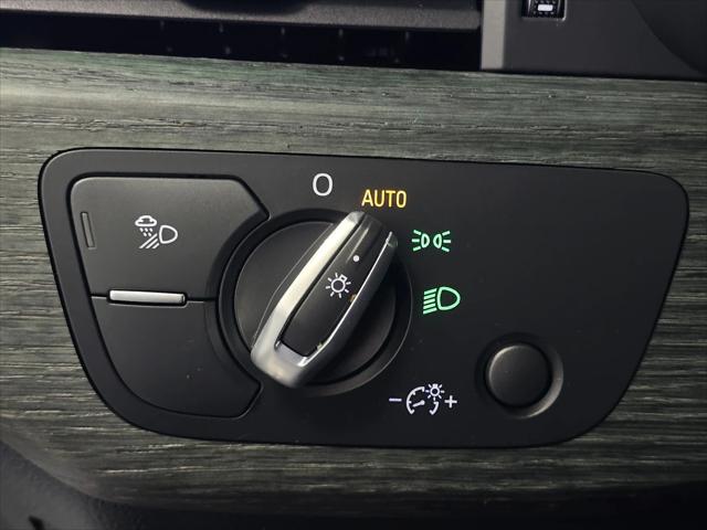 2023 Audi A4 Premium Plus 45 TFSI S line quattro S tronic