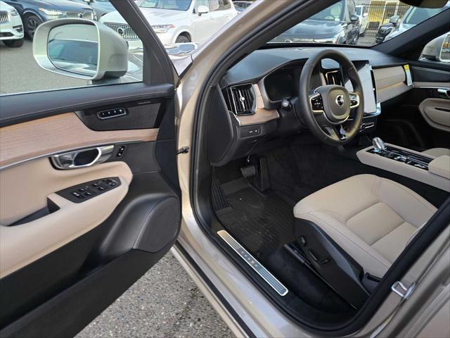 2026 Volvo XC90 Plug-In Hybrid Plus, T8 AWD, Electric/Gasoline, Bright, 7 Seats