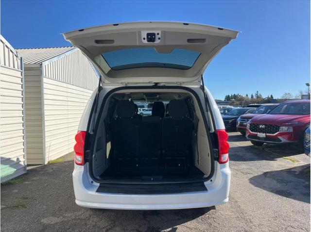 2017 Dodge Grand Caravan SE
