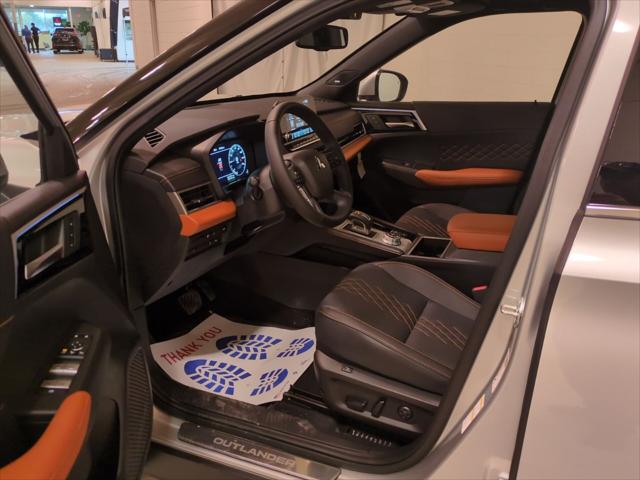 2025 Mitsubishi Outlander PHEV SEL S-AWC