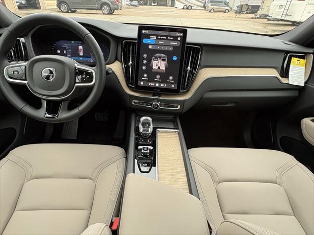 2026 Volvo XC60 B5 Plus
