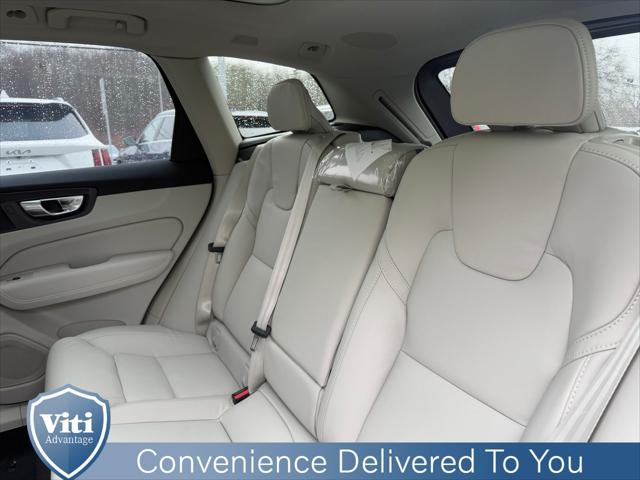 2026 Volvo XC60 Plug-In Hybrid Ultra, T8 AWD Electric/Gasoline, Dark