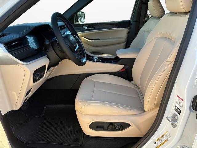 2026 Jeep Grand Cherokee Limited 4x2