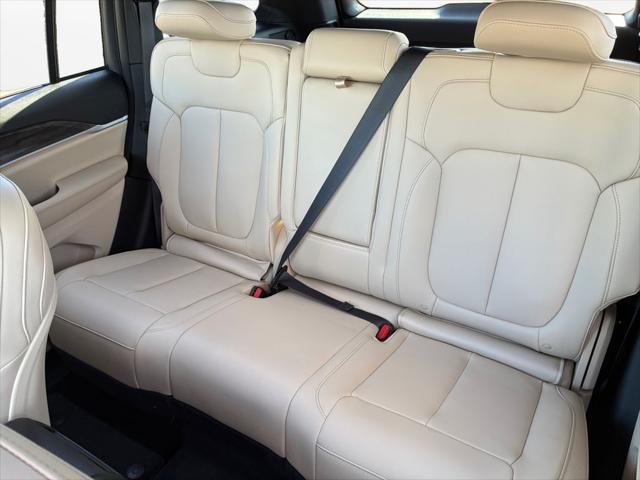 2026 Jeep Grand Cherokee Limited 4x2