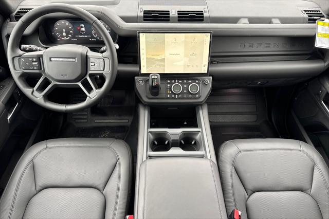 2026 Land Rover Defender P500 X-Dynamic SE