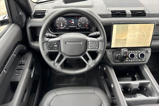 2026 Land Rover Defender P500 X-Dynamic SE