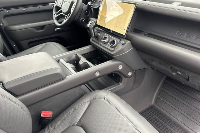 2026 Land Rover Defender P500 X-Dynamic SE