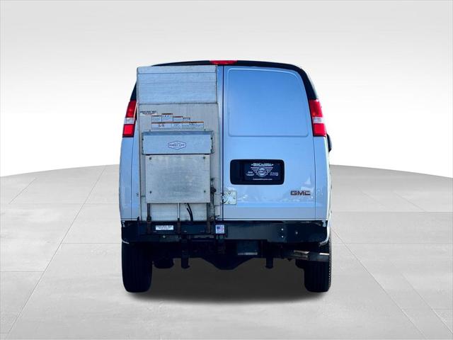 2020 GMC Savana Cargo RWD 3500 Regular Wheelbase Work Van