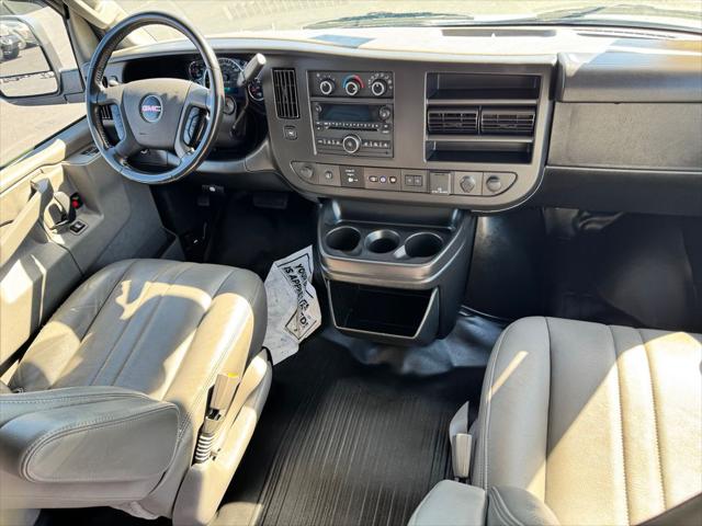 2020 GMC Savana Cargo RWD 3500 Regular Wheelbase Work Van