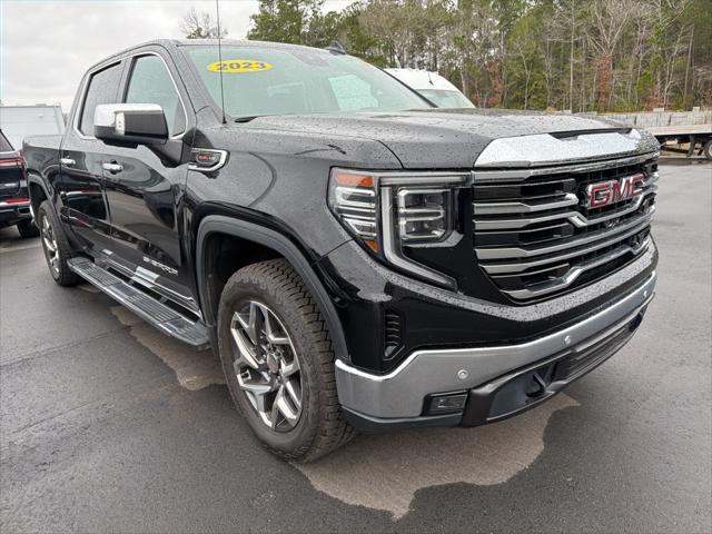 2023 GMC Sierra 1500 4WD Crew Cab Short Box SLT