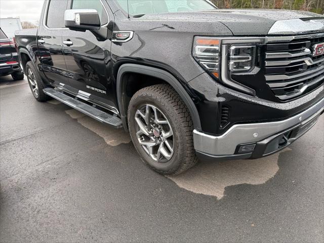 2023 GMC Sierra 1500 4WD Crew Cab Short Box SLT