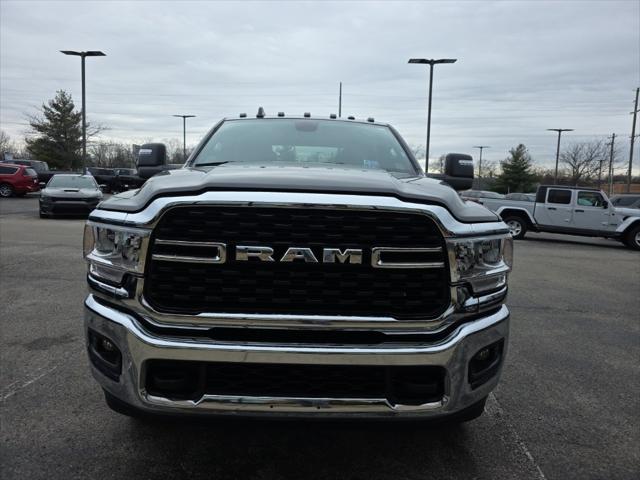 2024 RAM 3500 Big Horn Crew Cab 4x4 8 Box