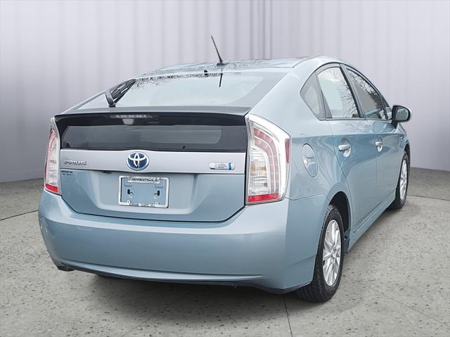 2014 Toyota Prius Plug-in Base